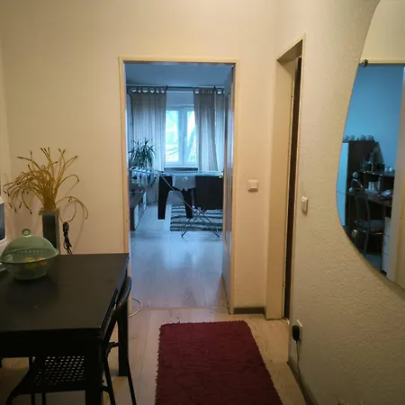 1 Mit Küche Und Bad In Brackel Apartment